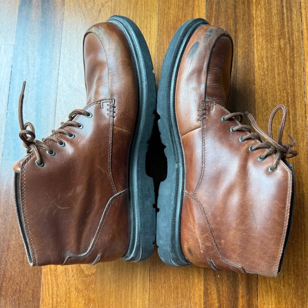 Timberland Sz 10 Tan/Brown Leather Chukka Boots